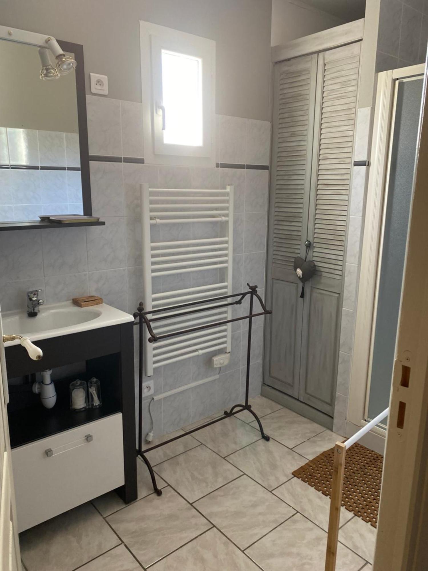 L'Eveil En Provence Bed & Breakfast Entrecasteaux Екстериор снимка