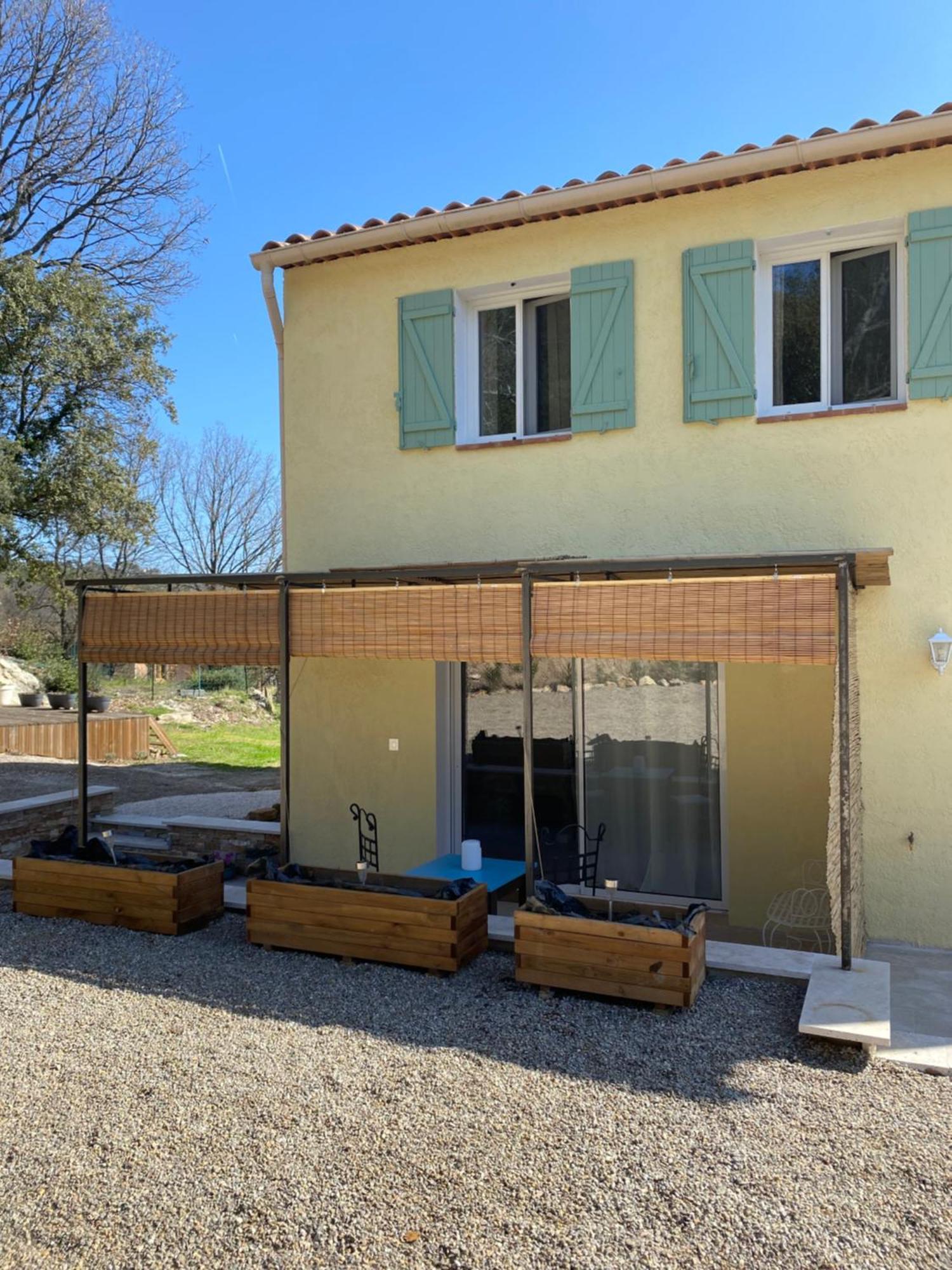 L'Eveil En Provence Bed & Breakfast Entrecasteaux Екстериор снимка